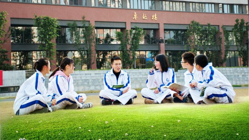 电子加工行业标准规范培训：提升品质，保障安全